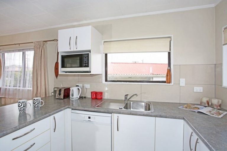 Photo of property in 2/1 Totara Road, Manurewa, Auckland, 2102
