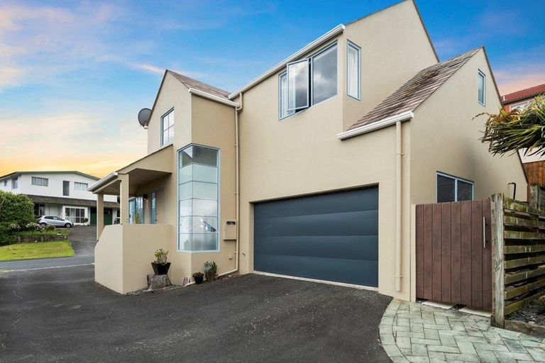 Photo of property in 24a Terrace Avenue, Mount Maunganui, 3116