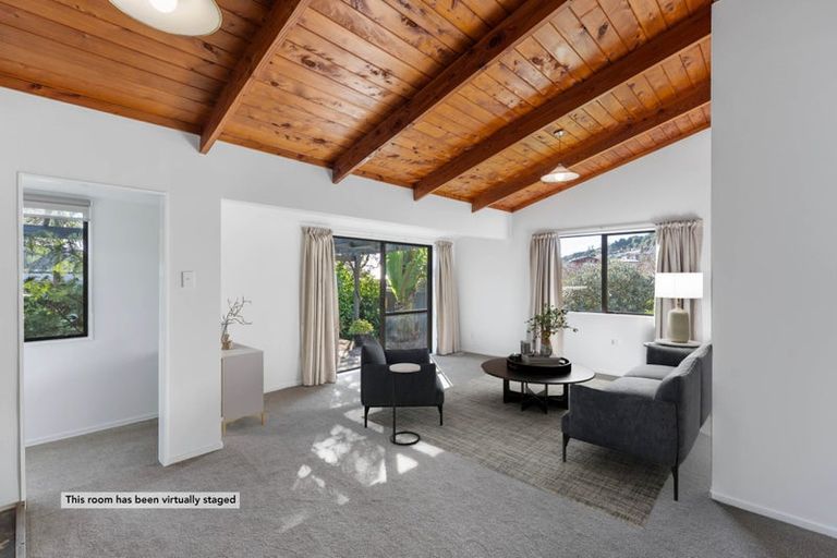 Photo of property in 14 Poneke Drive, Waikanae, 5036