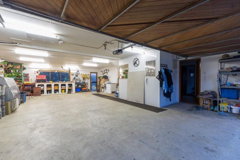 Photo of property in 18 Avonbank Place, Marybank, Nelson, 7010