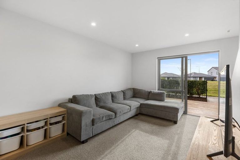 Photo of property in 15 Air Race Lane, Halswell, Christchurch, 8025