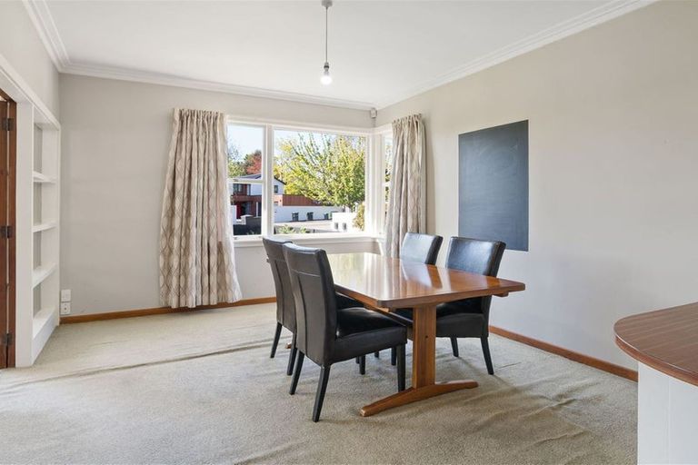 Photo of property in 122 Glandovey Road, Strowan, Christchurch, 8052