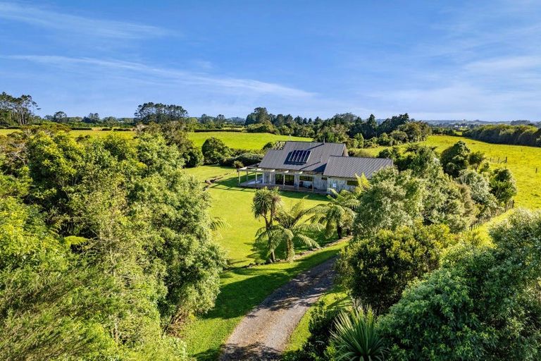 Photo of property in 125 Bedford Road North, Kaimiro, 4386