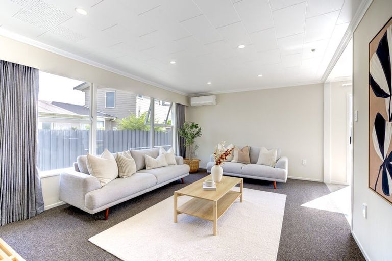 Photo of property in 24 Fairview Street, Fairview Downs, Hamilton, 3214