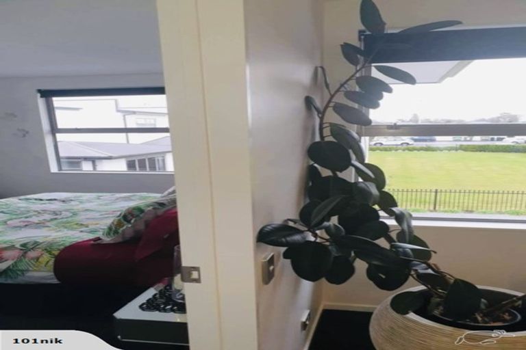 Photo of property in 3/20 Old Red Barn Road, Halswell, Christchurch, 8025