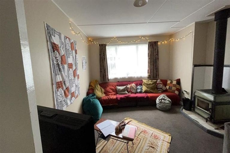 Photo of property in 82-84 Queen Street, Westport, 7825