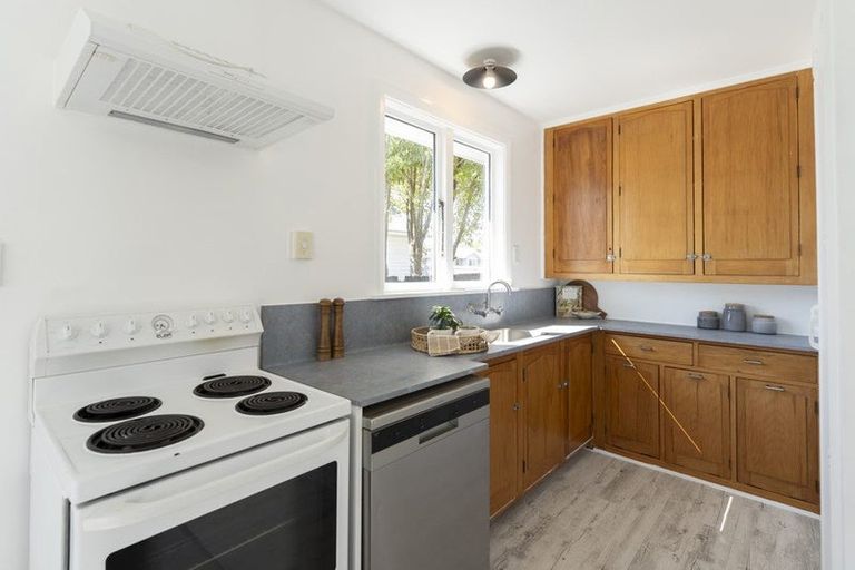 Photo of property in 66 Rookwood Avenue, New Brighton, Christchurch, 8083