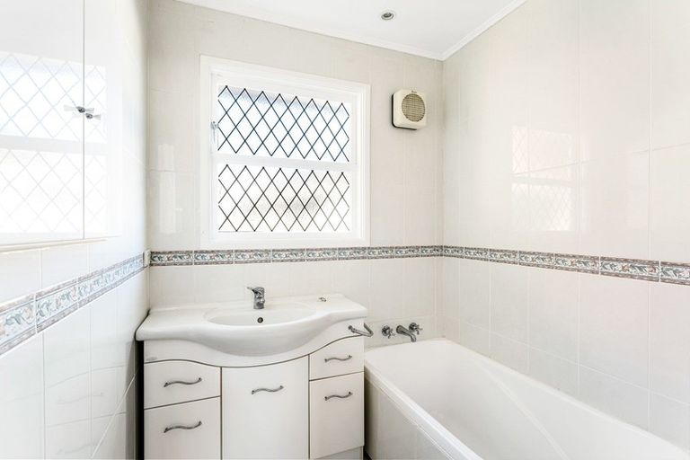 Photo of property in 69 Thomas Street, Stokes Valley, Lower Hutt, 5019