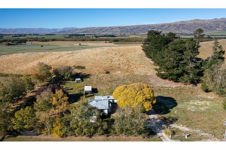 Photo of property in 304 Loop Road, Becks, Omakau, 9377