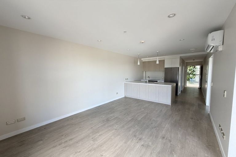 Photo of property in The Victor, 409/4 Bute Road, Browns Bay, Auckland, 0630