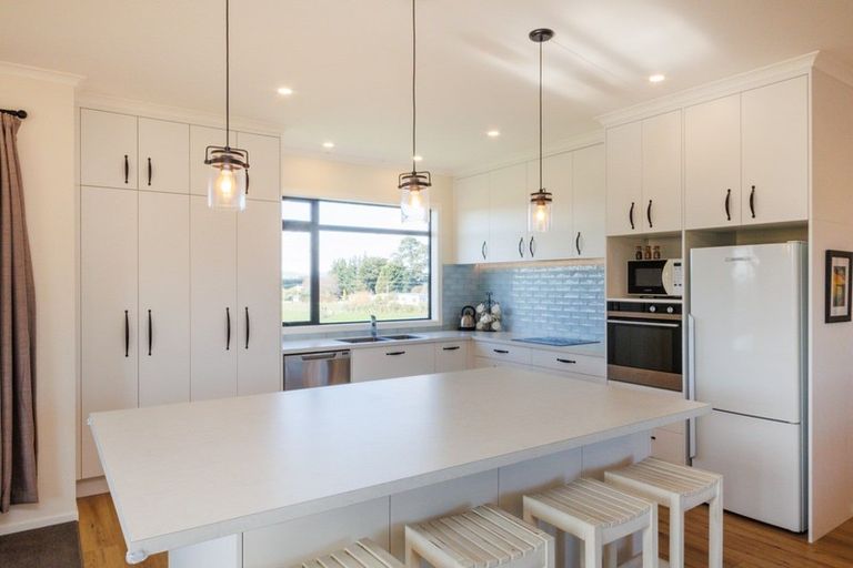 Photo of property in 33 Mount Biggs Road, Halcombe, Feilding, 4779