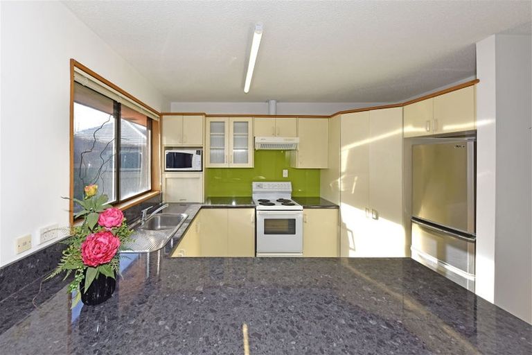 Photo of property in 78 Isleworth Road, Bishopdale, Christchurch, 8053