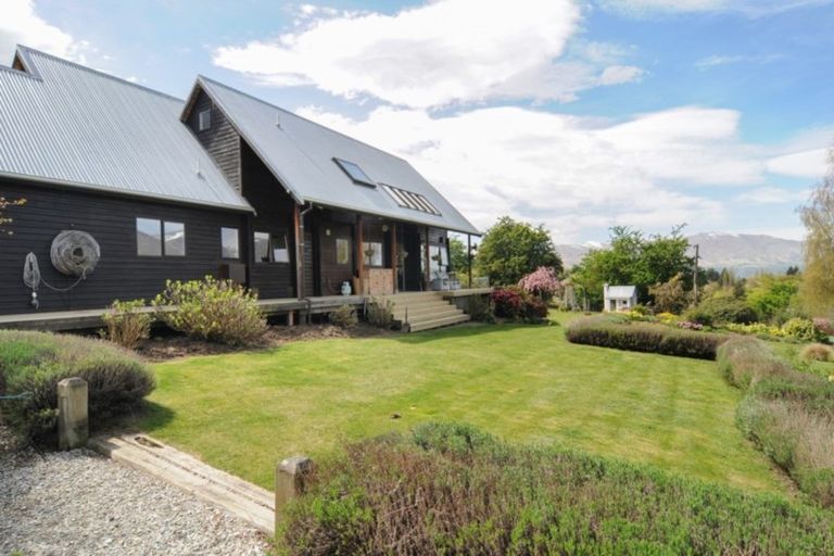 Photo of property in 58 Mountain View Road, Dalefield, Queenstown, 9371
