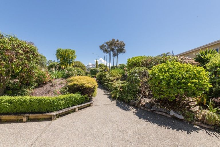 Photo of property in 8 Coutts Place, Mapua, 7005