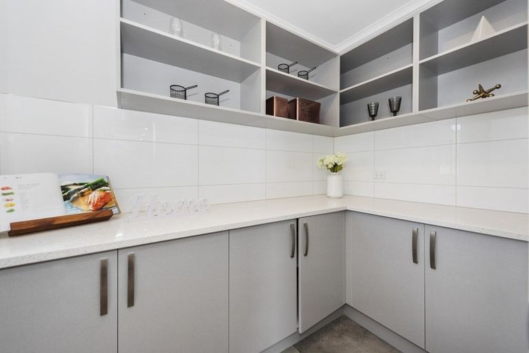 Photo of property in 6 Dulverton Rise, Flagstaff, Hamilton, 3210