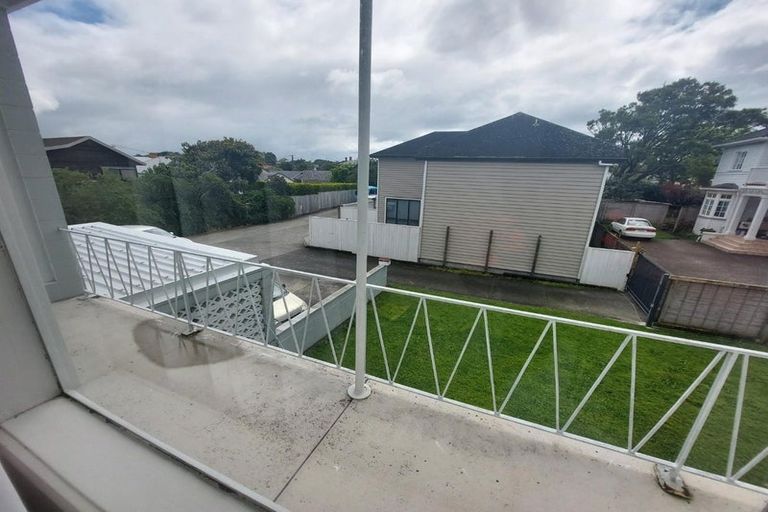 Photo of property in Balmoral Court, 1/130a Balmoral Road, Mount Eden, Auckland, 1024