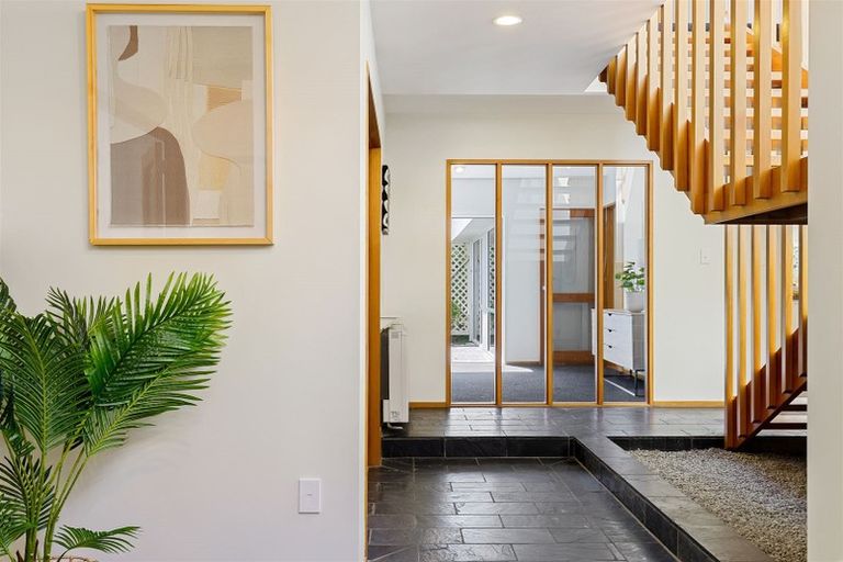 Photo of property in 3 Jamell Place, Avonhead, Christchurch, 8042