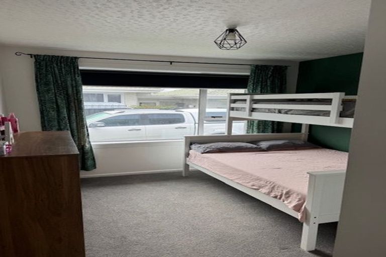 Photo of property in 79 Denise Crescent, Hornby, Christchurch, 8042