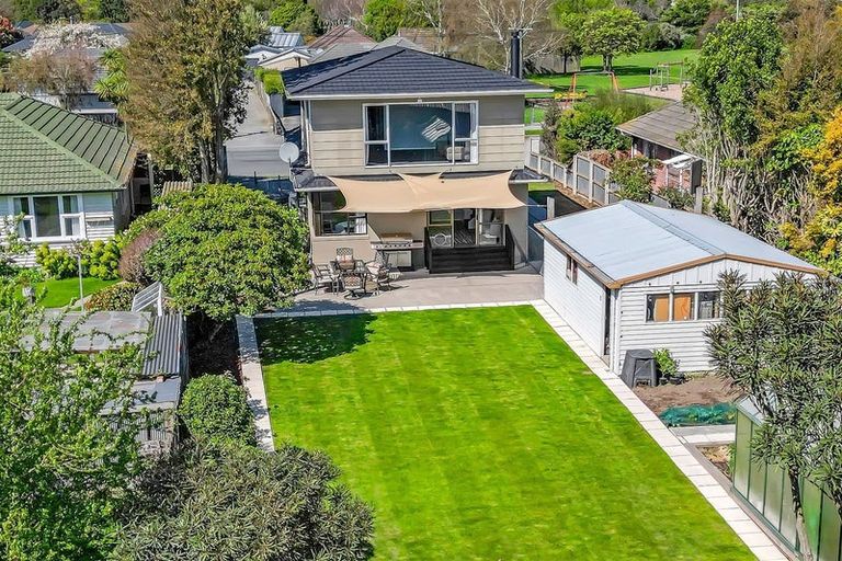 Photo of property in 22 Kendal Avenue, Burnside, Christchurch, 8053