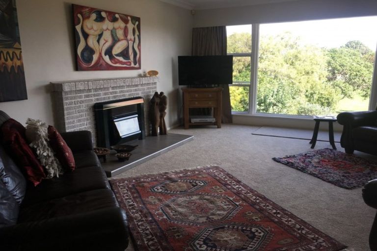 Photo of property in 10 Seymour Street, Waitara, 4320