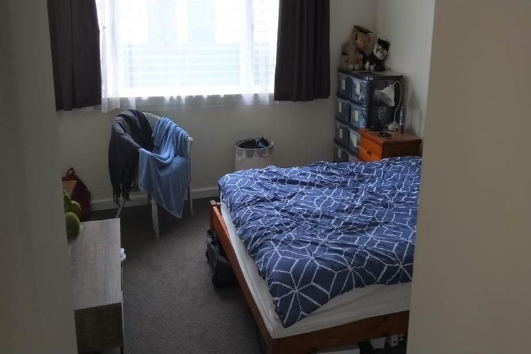 Photo of property in 495 Featherston Street, Roslyn, Palmerston North, 4414