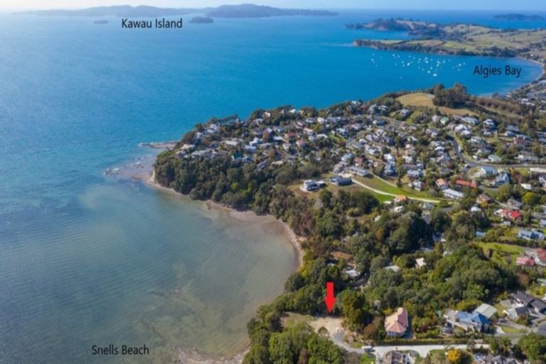 Photo of property in 17 Rangimaarie Crescent, Snells Beach, 0920