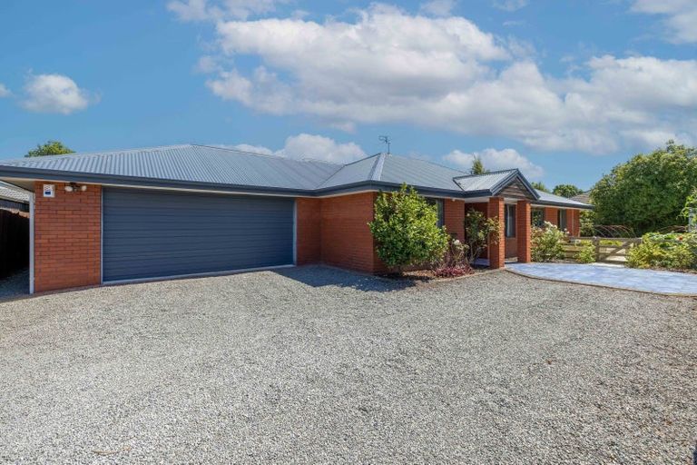 Photo of property in 6 Pascoe Drive, Woodend, 7610
