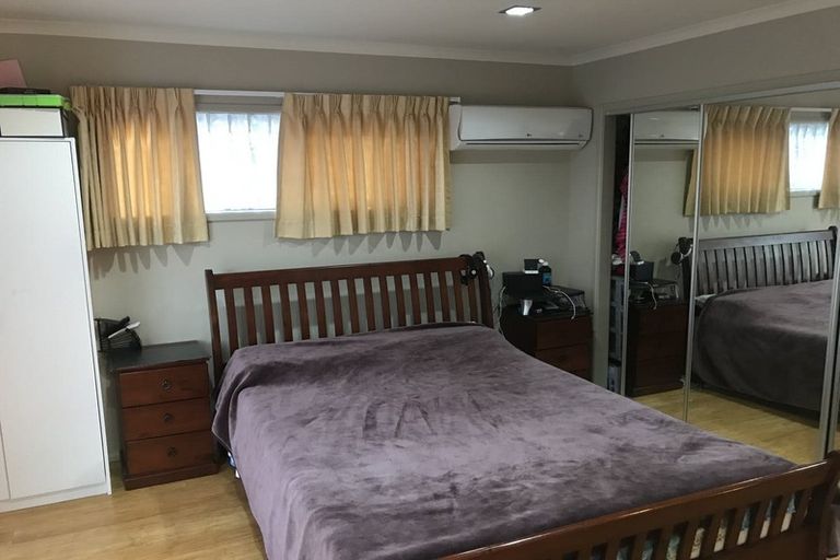 Photo of property in 25 Packspur Drive, Flat Bush, Auckland, 2016