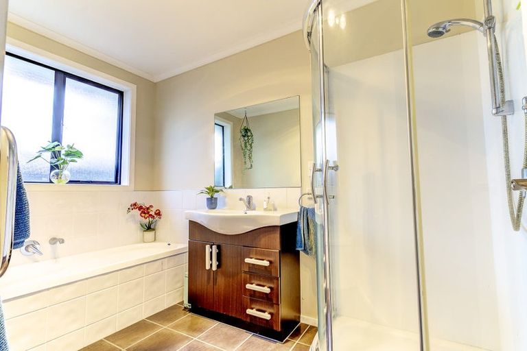 Photo of property in 50 Cate Road, Rototuna North, Hamilton, 3210