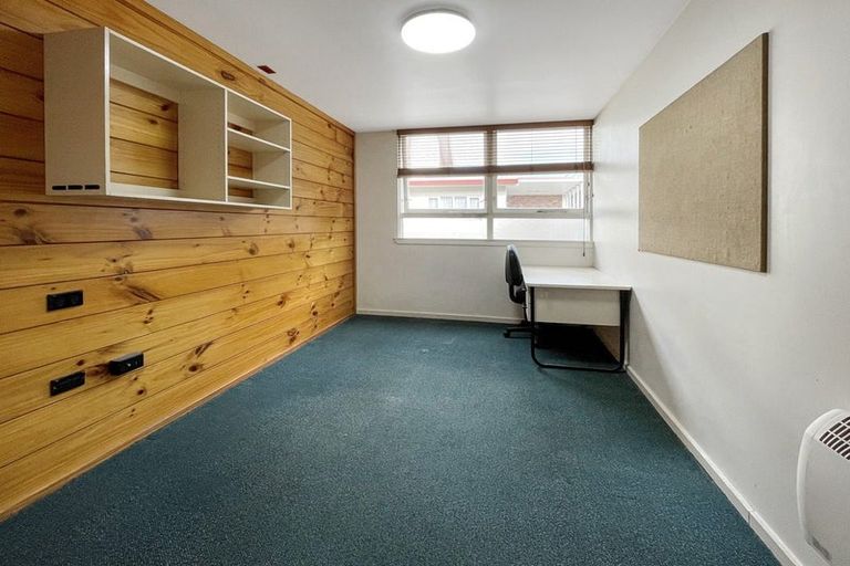 Photo of property in Te Awhina Apartments, 13/22 Sussex Street, Mount Cook, Wellington, 6021