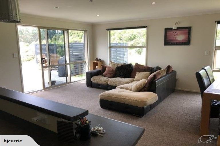 Photo of property in 8 Shere Lane, Linton, Palmerston North, 4472