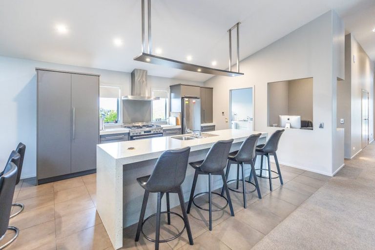 Photo of property in 3 Trinidad Place, Flagstaff, Hamilton, 3210