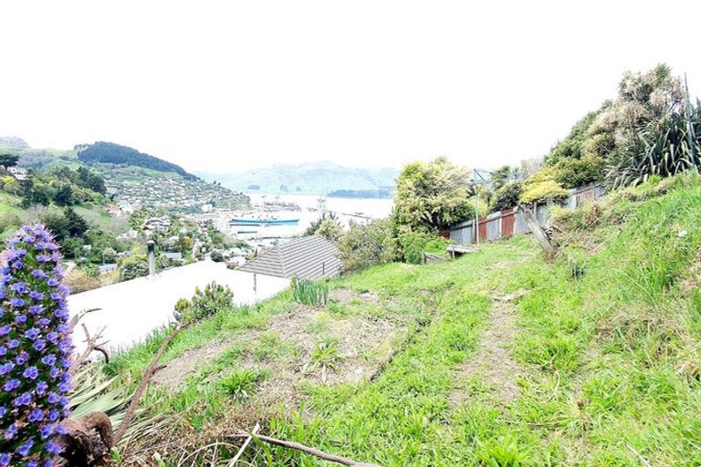 Photo of property in 19 Walkers Road, Lyttelton, 8082