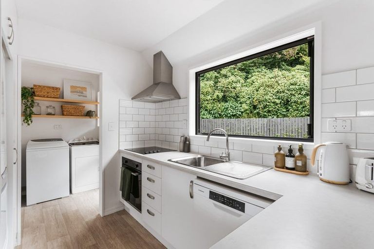 Photo of property in 145b Kingswood Road, Brookfield, Tauranga, 3110