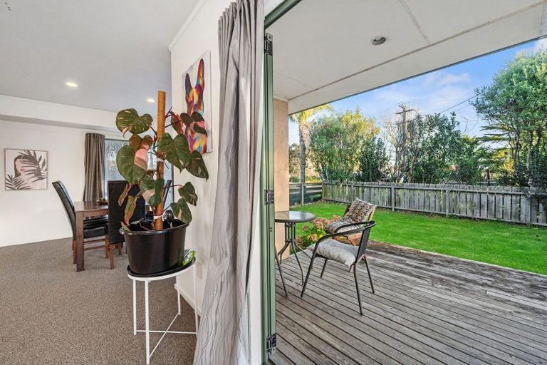 Photo of property in 1/112 Parkhurst Road, Parakai, 0830