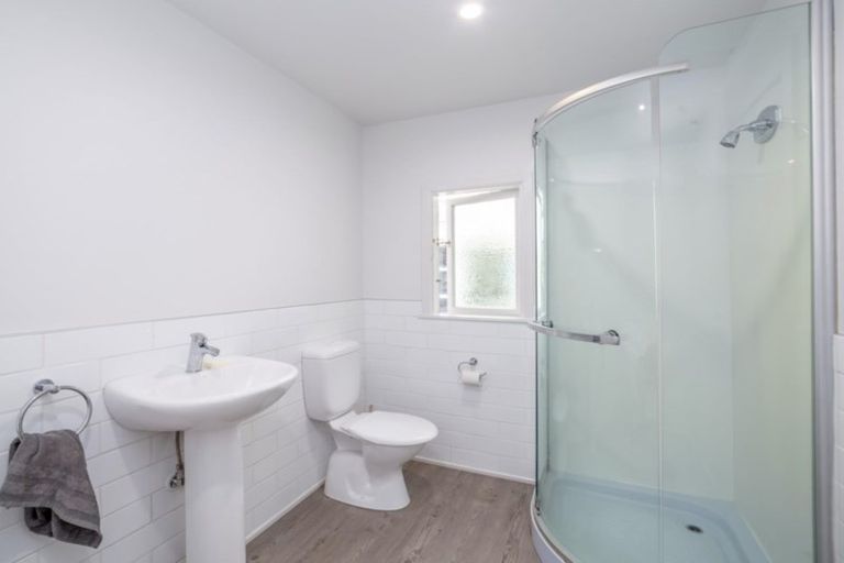 Photo of property in 65 Brandon Street, Featherston, 5710