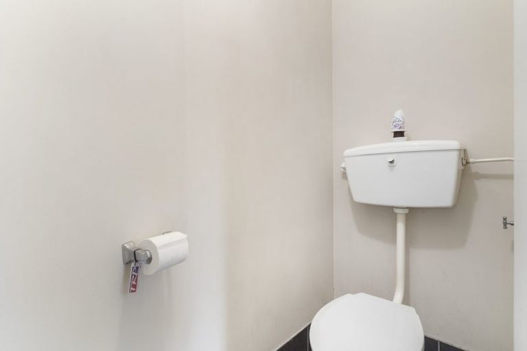 Photo of property in 1/25 Imogene Way, Half Moon Bay, Auckland, 2012