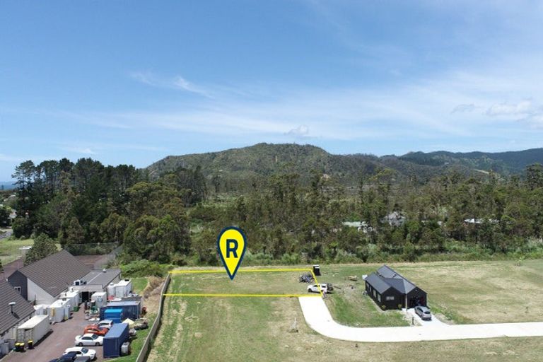 Photo of property in 106 Karearea Way, Matarangi, 3592
