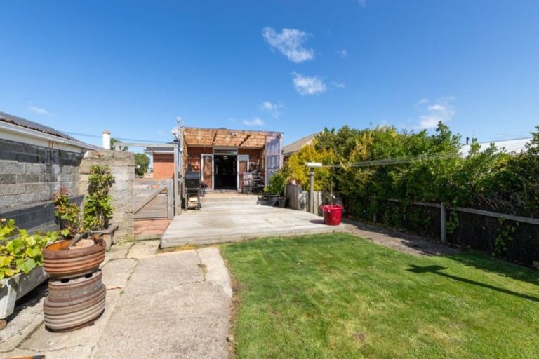 Photo of property in 148 Melbourne Street, South Dunedin, Dunedin, 9012
