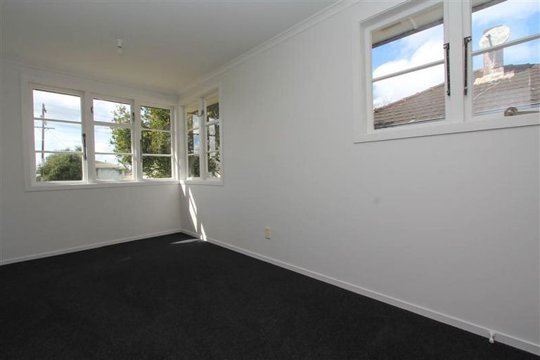 Photo of property in 83 Heath Street, St Andrews, Hamilton, 3200