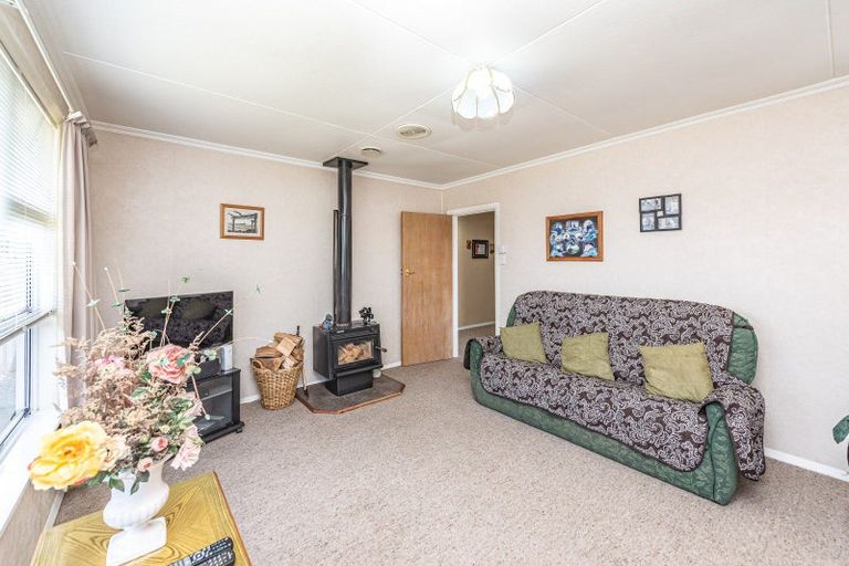 Photo of property in 40 Selwyn Crescent, College Estate, Whanganui, 4500