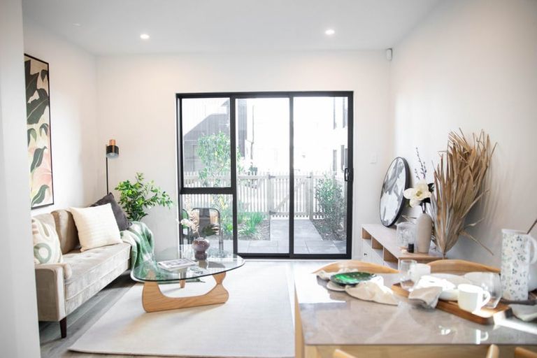 Photo of property in 71 Tahuhu Road, Mount Wellington, Auckland, 1062