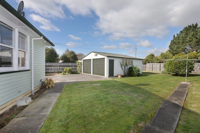 Photo of property in 14 Ward Street, Bulls, 4818