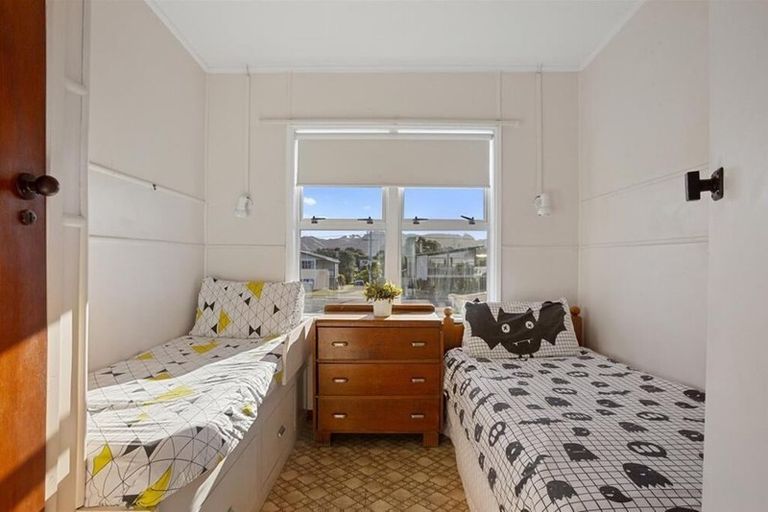 Photo of property in 15 Seaforth Road, Waihi Beach, 3611