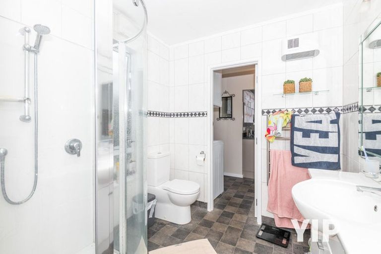 Photo of property in 1/71 Larsen Crescent, Tawa, Wellington, 5028