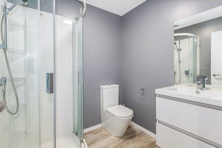 Photo of property in 3 Kopua Place, Whitby, Porirua, 5024