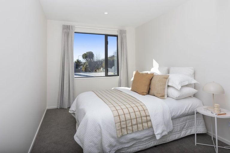 Photo of property in 4/133 Blighs Road, Strowan, Christchurch, 8052