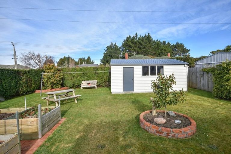 Photo of property in 19 Ashmore Street, Halfway Bush, Dunedin, 9010