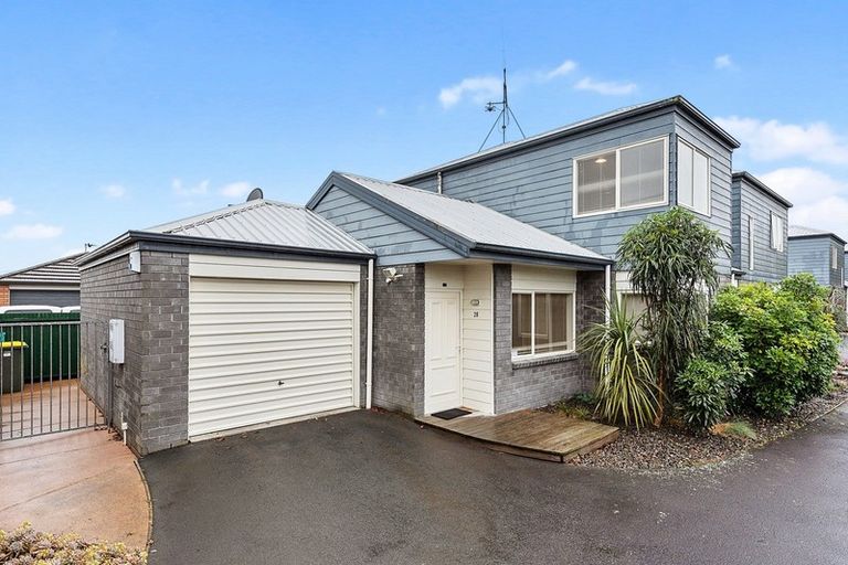 Photo of property in 28 Maitland Street, Frankton, Hamilton, 3204