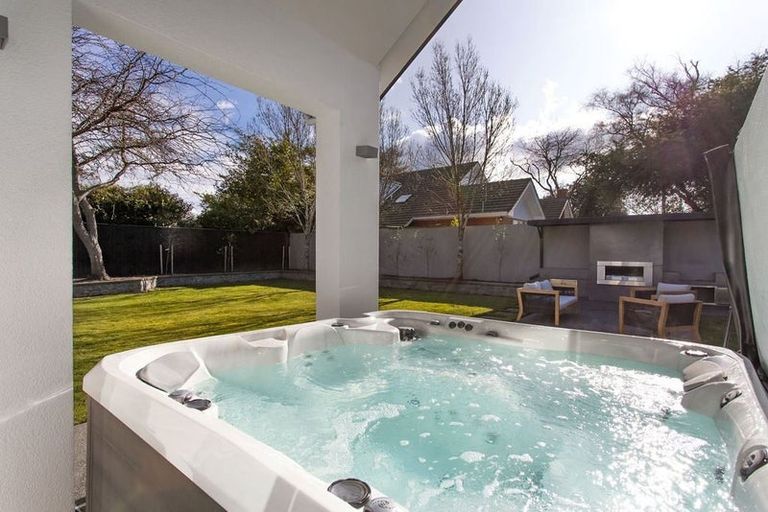 Photo of property in 63a Glandovey Road, Fendalton, Christchurch, 8052